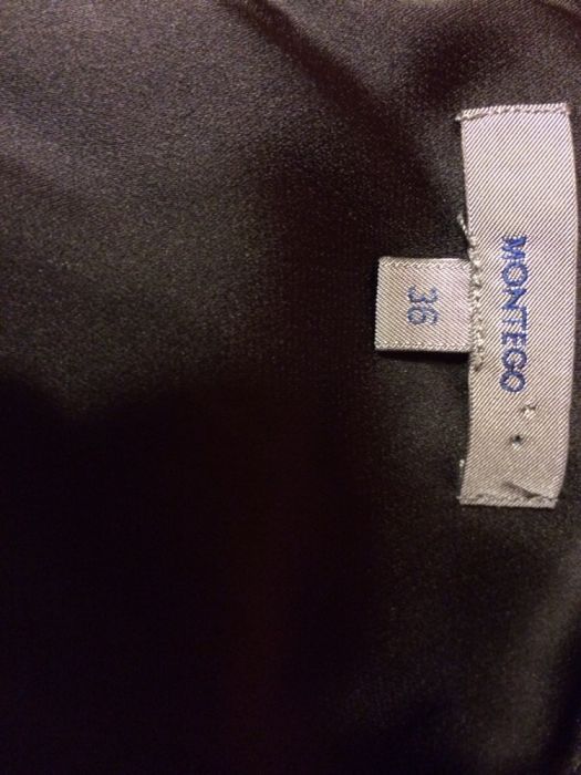 Малка черна рокля