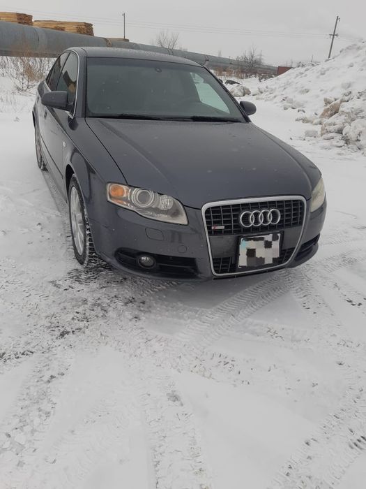Продам машину Audi A4