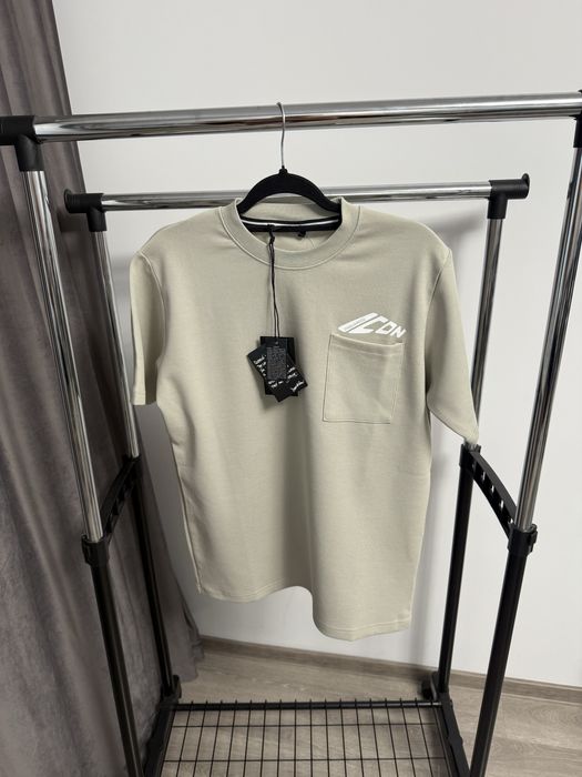 Tricou DSQUARED2 super calitate