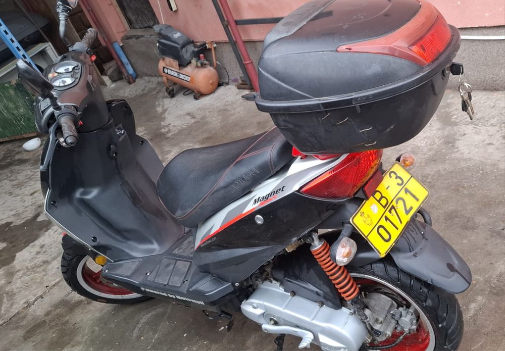 Scuter Motowell Magnet Sport 2T – 2011 – 6.250 km reali – delimitat