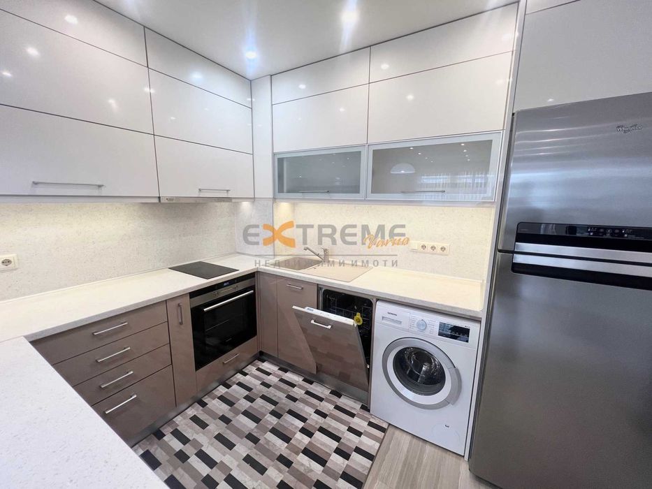 Продава се Двустаен апартамент в Варна, Възраждане 1 - 90 кв.м за 1889 €/кв.м - Снимка #1