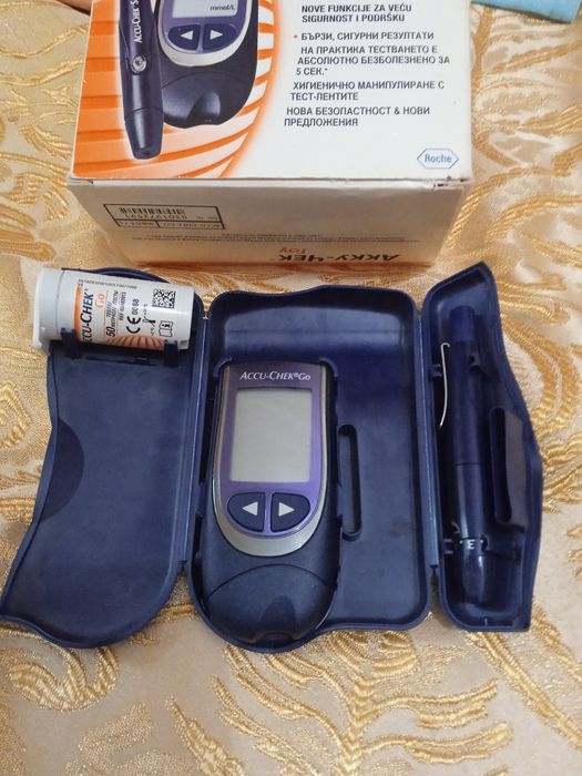 Глюкометр CodeFree  и ACCU-CHEK Go