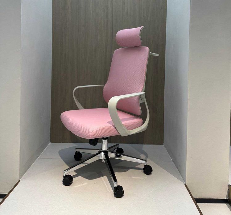 Кресло для офиса и дома - PRICHER  разные