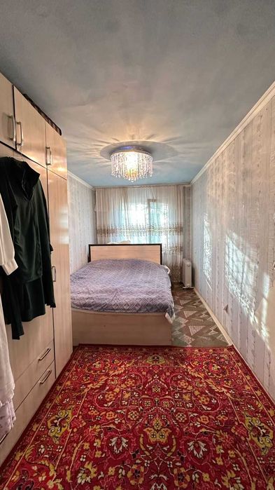 Продаётся самая дешёвая 3-комнатная квартира в 11 мкр. Этаж 1 из 5