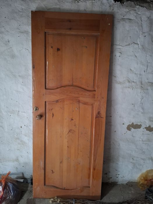 Продается Дверь деревянный Ағаш есік сатылады