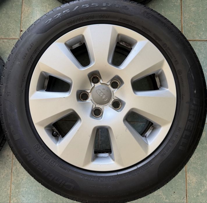 Roti/ jante aliaj R16 originale Audi A6 C6 225/55/16 Pirelli vara