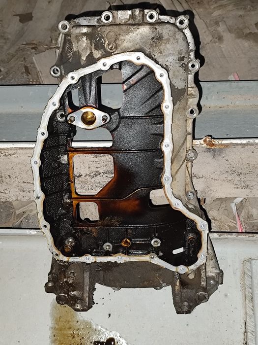 Голова коленвал Хайлюкс 2.7