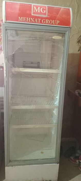 Холодильник сотилади холати зур