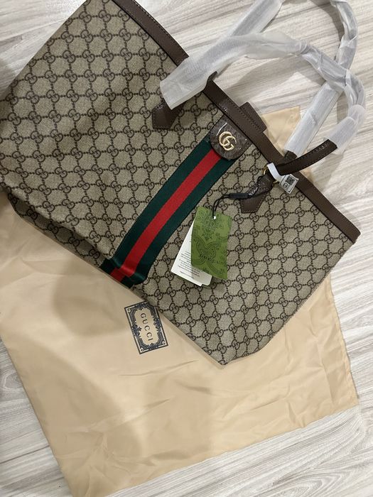 Gucci GG Supreme Shopper / Tote