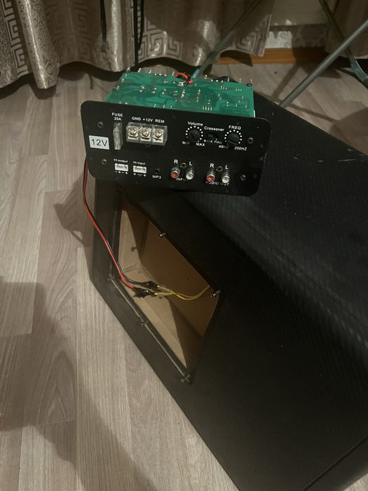 Продам саббуфер 5элемент