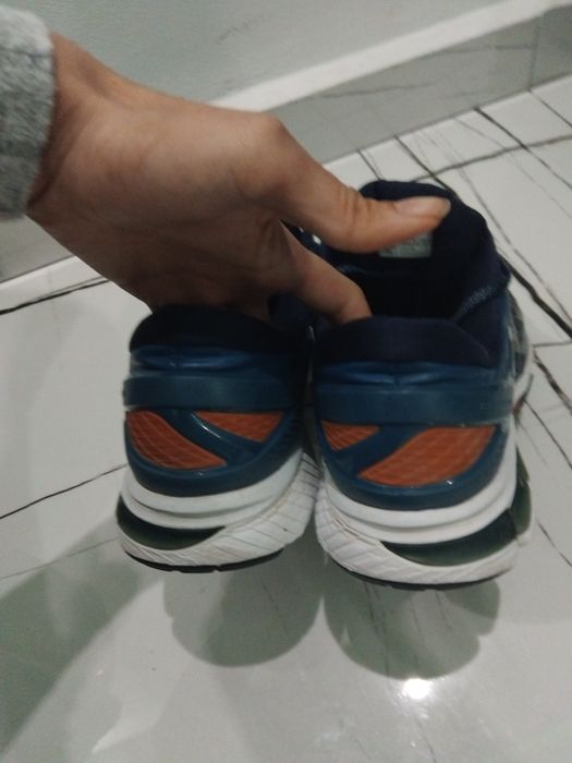 Оригинални маратонки Asics