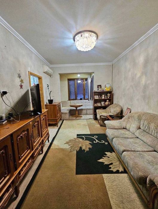 Квартира 3/2/5 Художники Средний ремонт 67м2