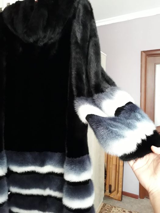 Продам норковую шубу