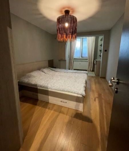 Дава се под наем Тристаен апартамент в София, Център - 105 кв.м за 561 € - Снимка #6