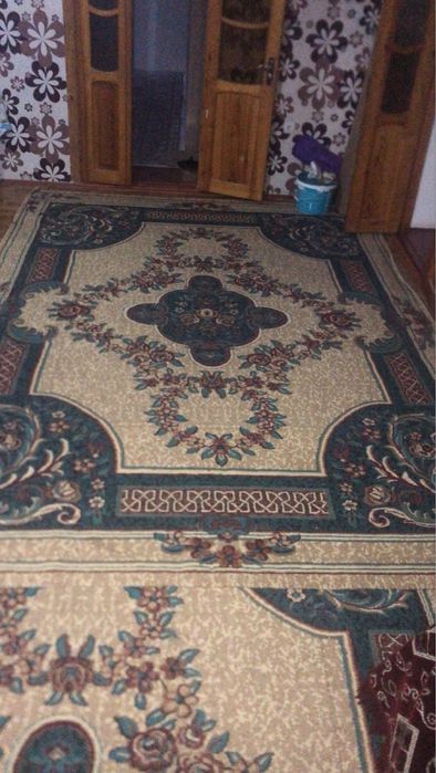 Ковры в хорошем состоянии 2/5*3/5