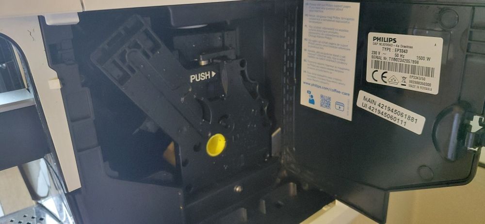 Expressor PHILIPS LatteGo EP3343