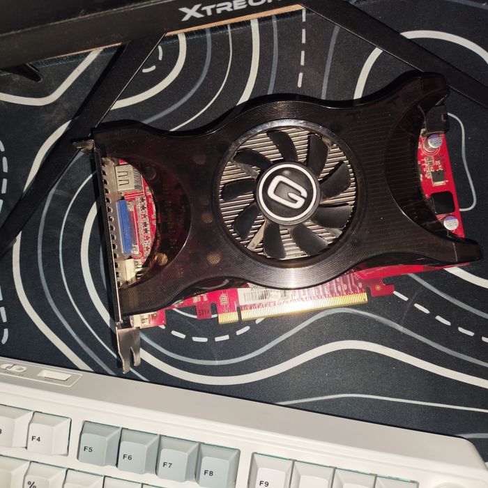 Видеокарта gts 250 1GB