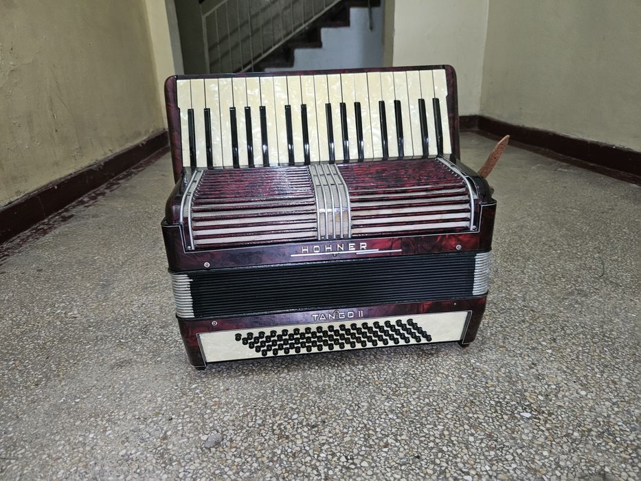 Acordeon Hohner Tango 2 - 80 de basi