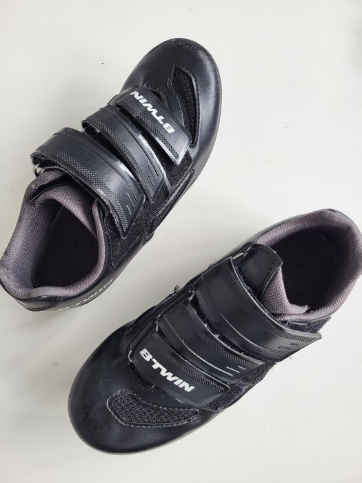 Adidasi Pantofi ciclism copii  masura 34-35 cu placute incluse