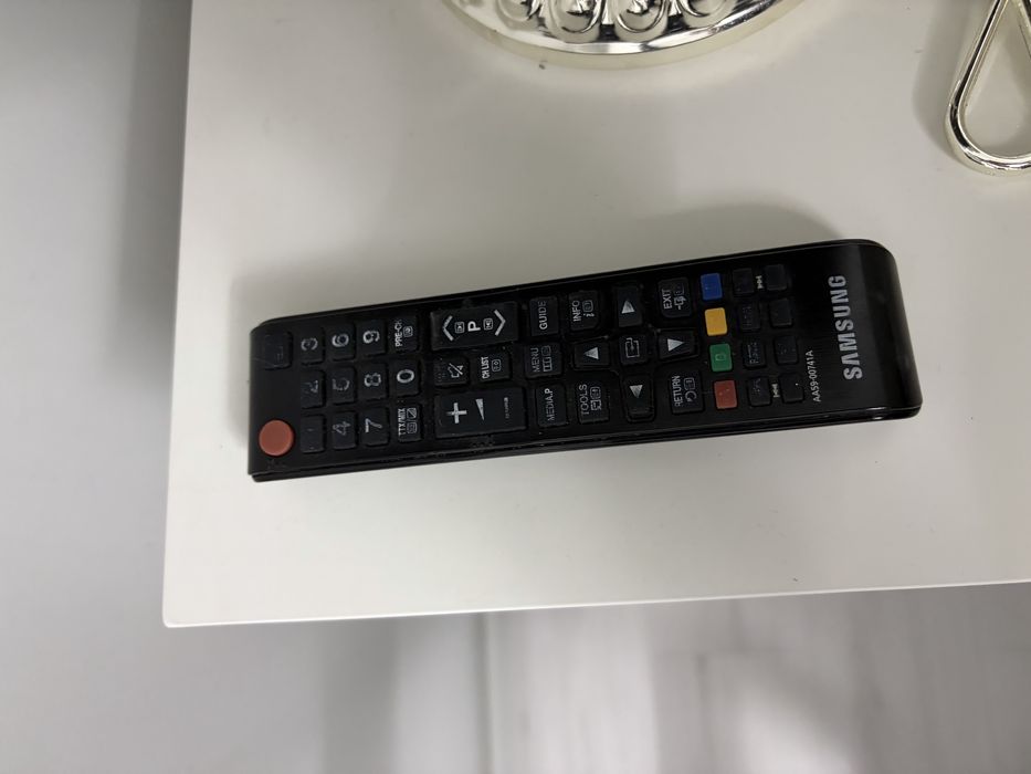 Продам телевизор