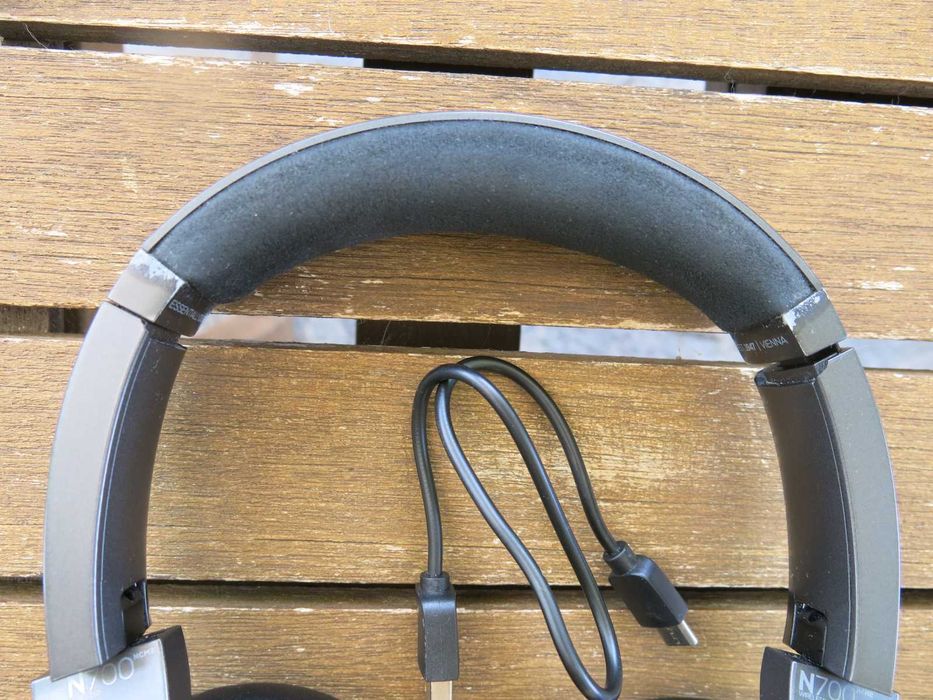Безжични слушалки AKG N700NC M2 Wireless