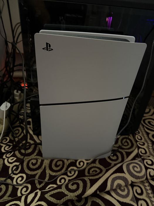 Playstation 5 slim 1tb