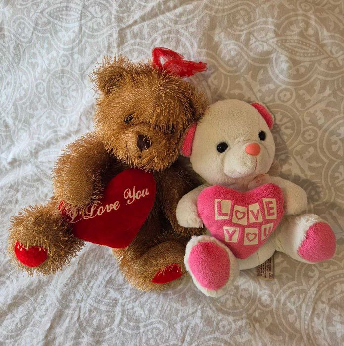 Бижута/ аксесоари/ очила/ колани/ мечета