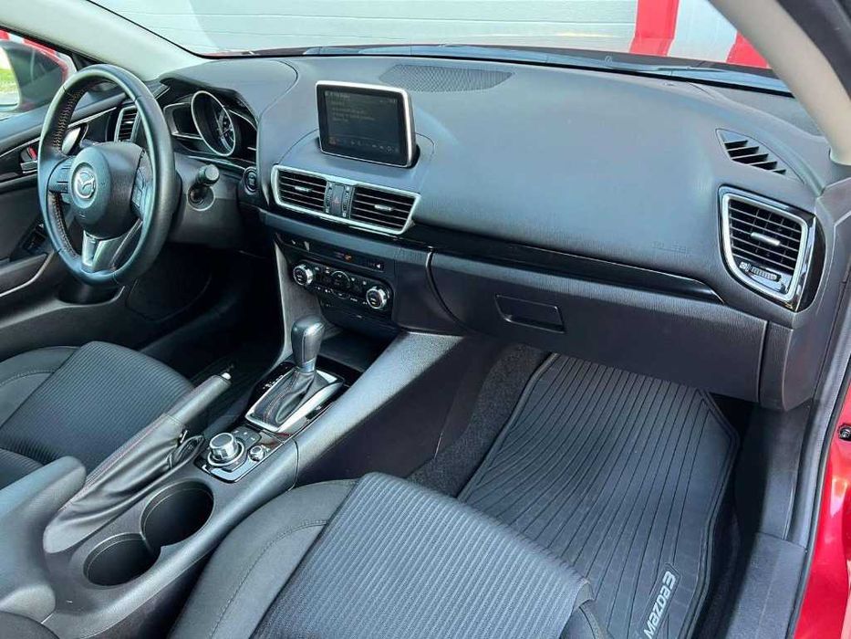 Mazda 3 1.5D 2016г.