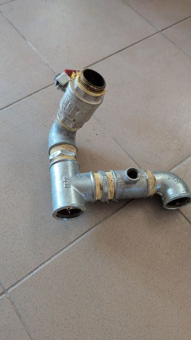 Vana amestec Caleffi,coturi,robineti