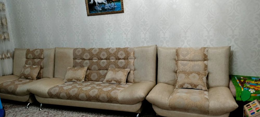 Диван + 2 кресла