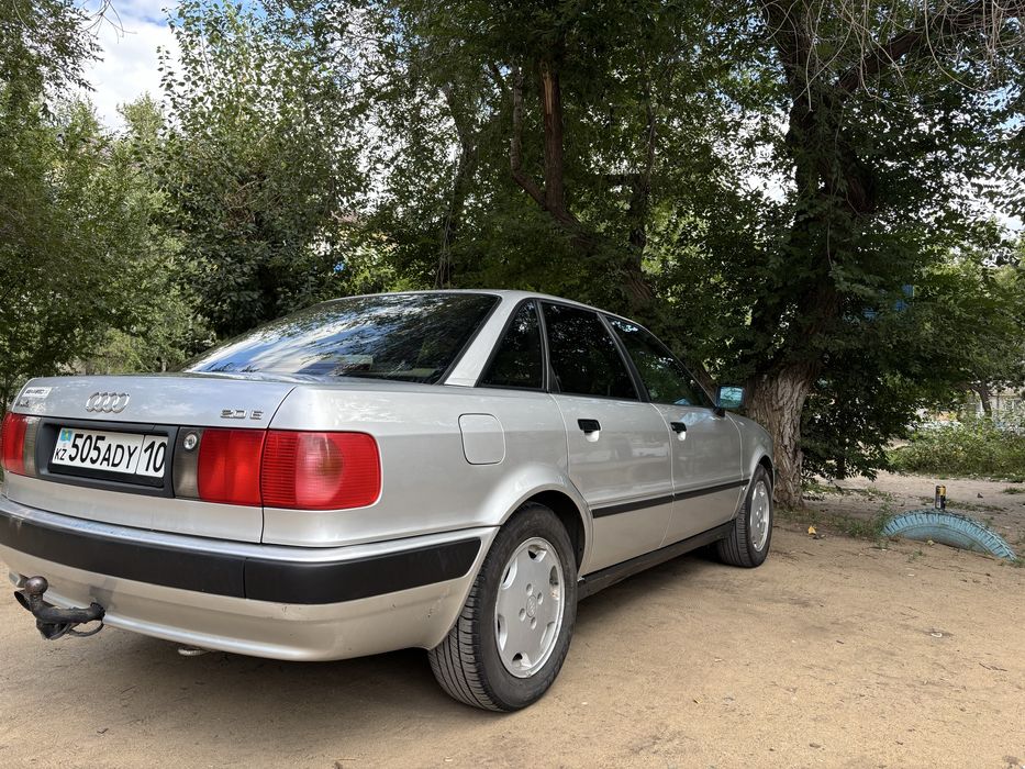 Продам ауди 80 б4