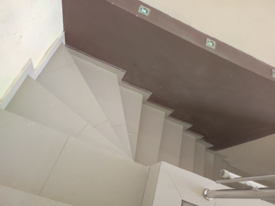 Дава се под наем Офис в Бургас, Възраждане - 192 кв.м за 105000 € - Снимка #7