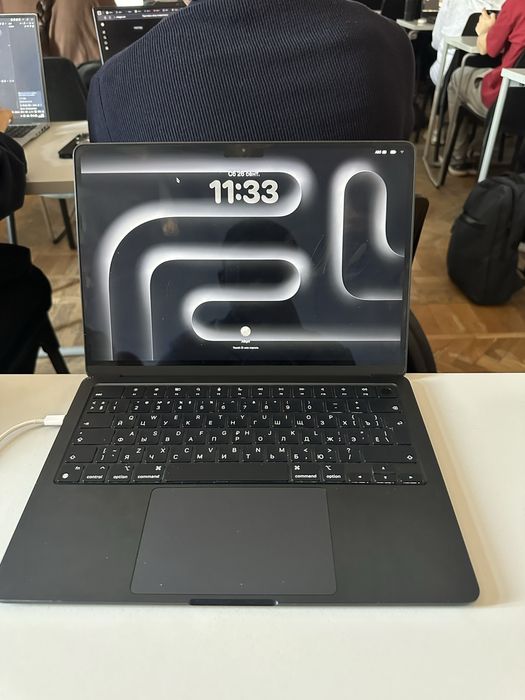 Macbook m2 256/8gb