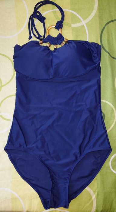 Дамски цял бански