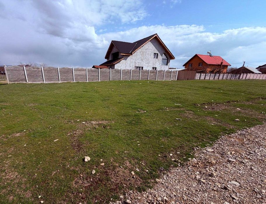 VAND TEREN INTRAVILAN construibil in Targu Jiu- Zona linistita