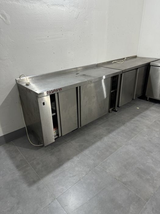 Холодильный стол