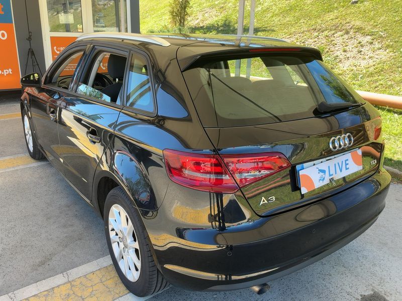Audi A3 Sportback 1.6 TDI Attraction 2015