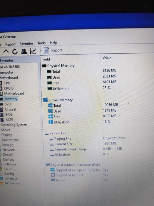 Продава се Lenovo G570 Intel insaid Dual core 1.50ghz.700Hdd Windows 10 Може и на части