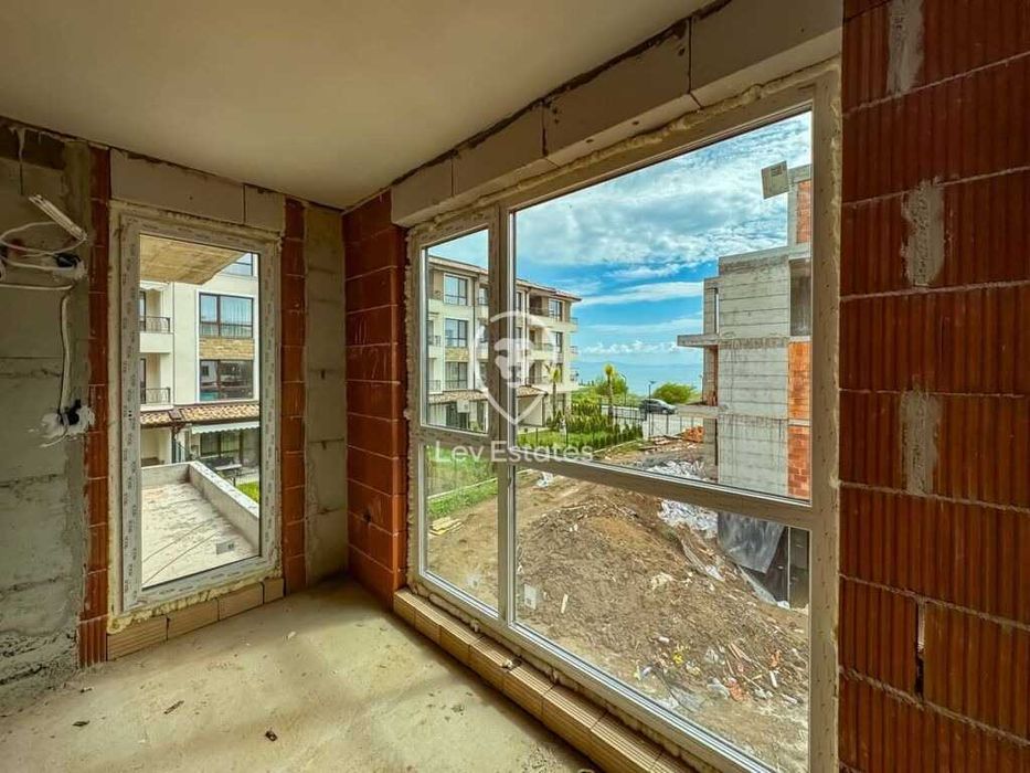 Продава се Тристаен апартамент в Бургас, Сарафово - 93 кв.м за 1667 €/кв.м - Снимка #4