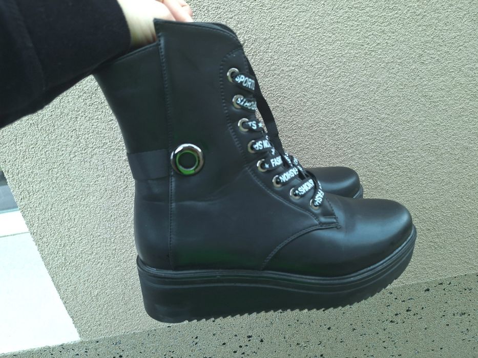 Дамски зимни боти - обувани веднъж