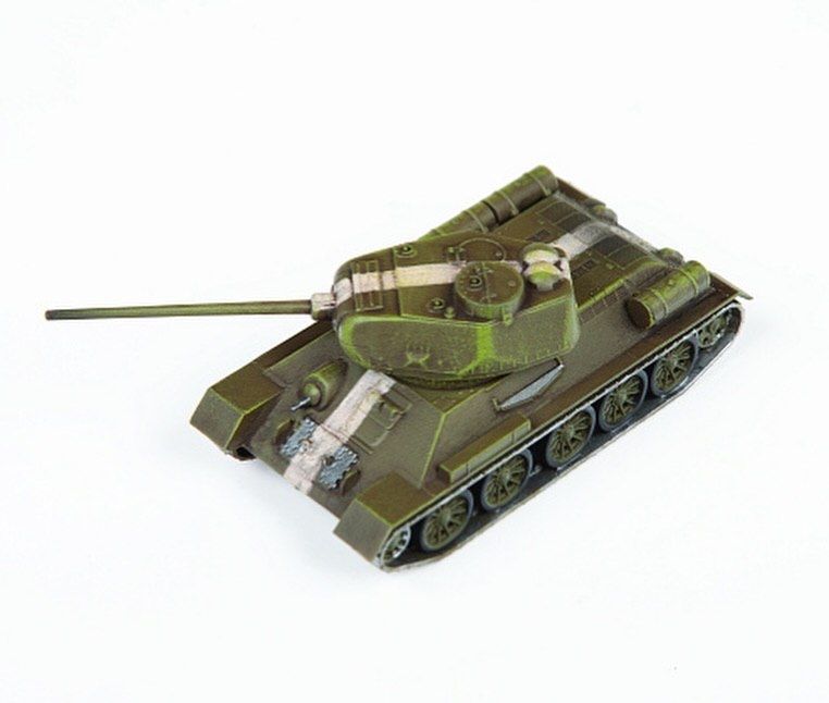Сборная модель Советский танк Т-34/85 WT (1:100)