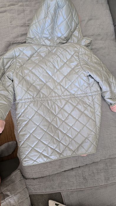 Пальто б/у зимние для девочки, 7 лет