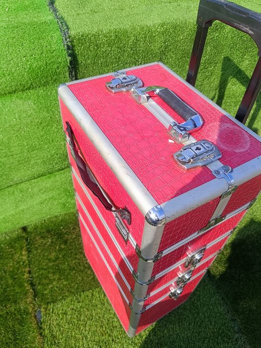 Zara Adidas Nike puma Reebok pantofi cizme sandale papuci fila 

Pentr