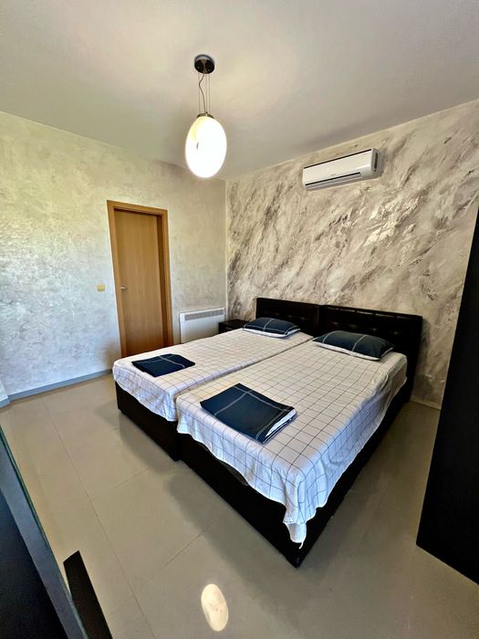 Двуетажна Къща напълно обзаведена в комплекс  “Light Haouse Golf & Spa” край Балчик.