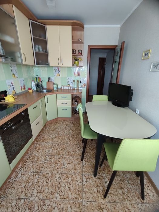 Продается 2-комн (5-9, 7 эт)