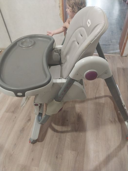 Продам стул для кормления