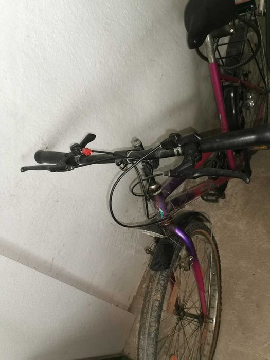Bicicleta de vanzare, pret negociabil