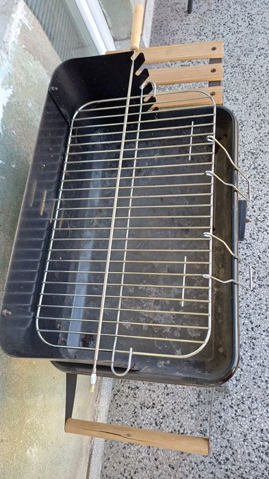 Барбекю за градина на колела