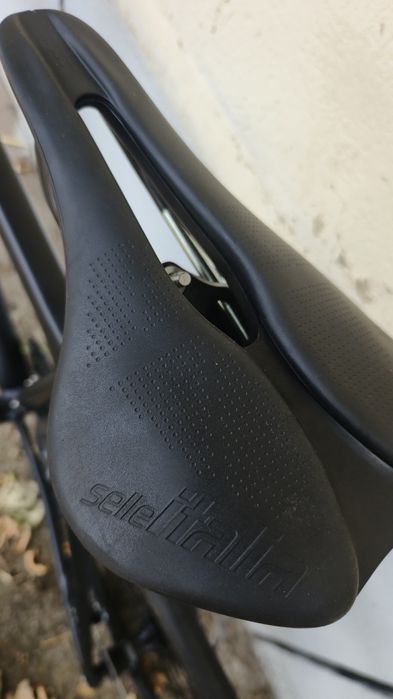 Шосейно/Гравел колело Radon R1 Disc 105