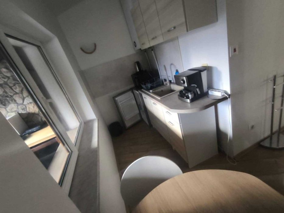 Дава се под наем Едностаен апартамент в Смолян, Горно Райково - 49 кв.м за 765 € - Снимка #6